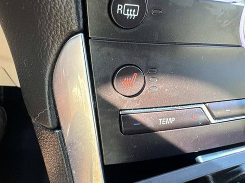 Used 2020 Ford Edge Titanium AWD/4WD image 18