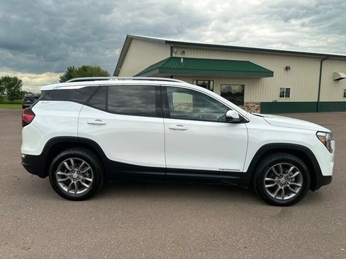 Used 2023 GMC Terrain SLT AWD/4WD image 34