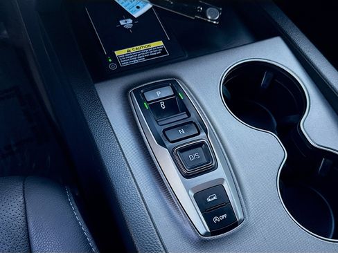 Certified 2025 Honda Passport EX-L image 15