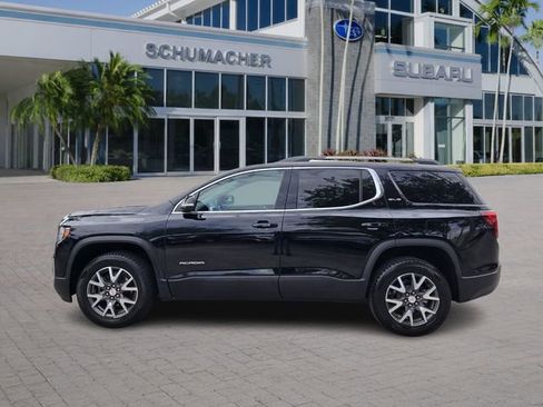 Used 2023 GMC Acadia SLE w/ Driver Convenience Package FWD image 4