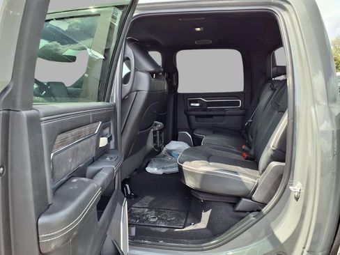 New 2026 RAM 2500 Laramie AWD/4WD image 24
