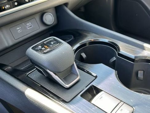 Certified 2023 Nissan Rogue SV w/ SV Premium B Package AWD/4WD image 18