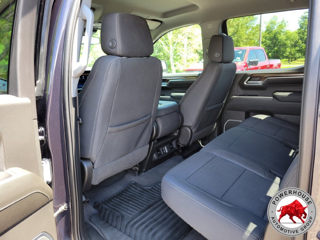 Used 2022 Chevrolet Silverado 1500 LT AWD/4WD image 15