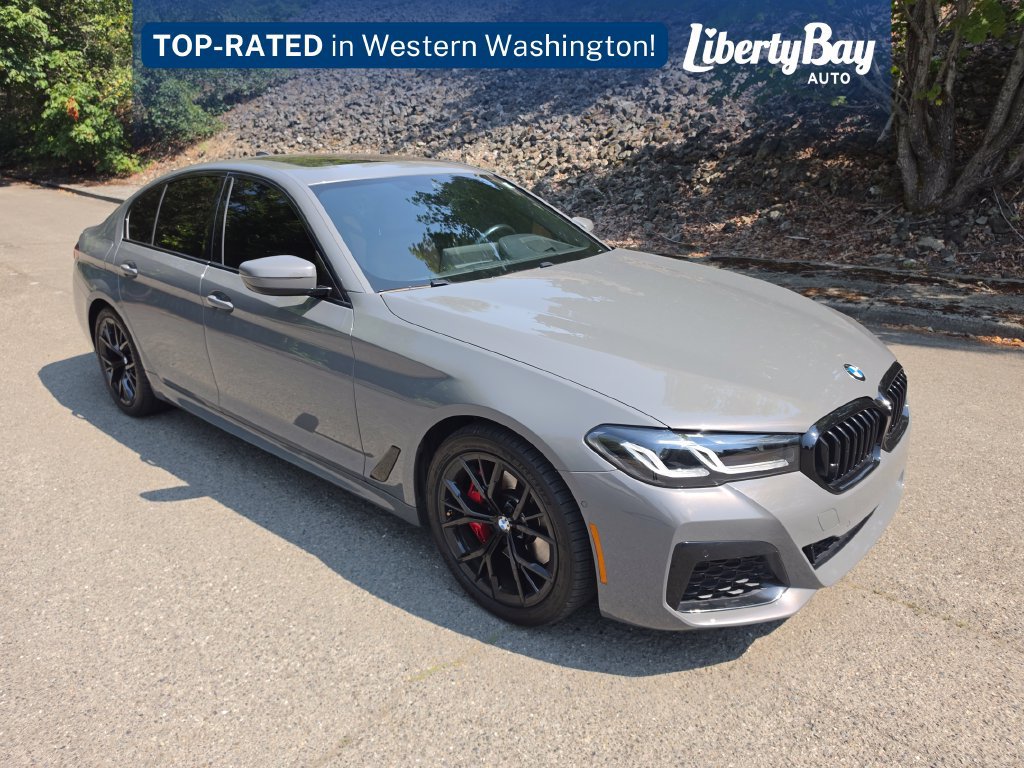 Used 2022 BMW 530i xDrive w/ M Sport Package AWD/4WD image 3