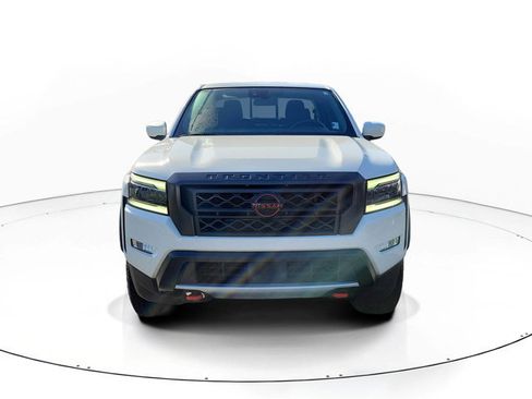 Used 2022 Nissan Frontier Pro-X w/ Technology Package image 2