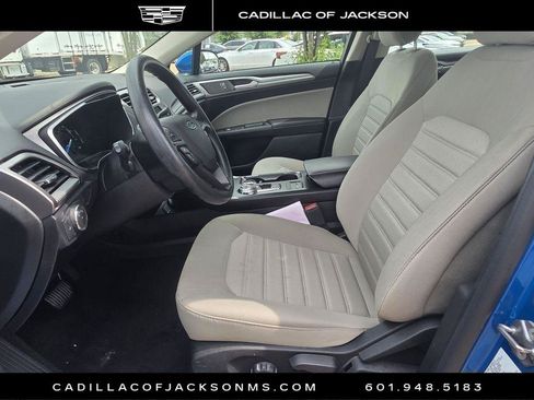 Used 2020 Ford Fusion S FWD image 17