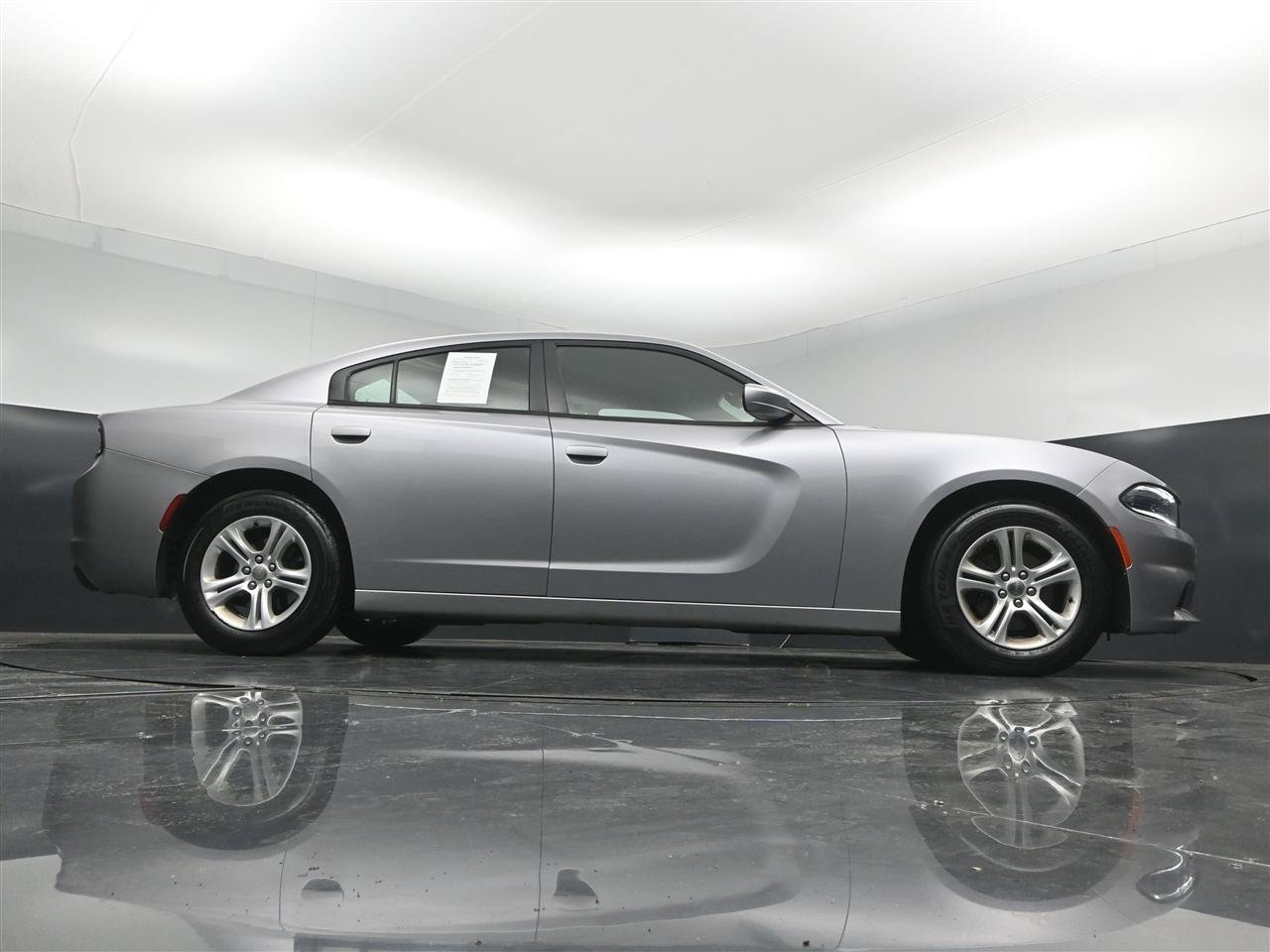 Used 2016 Dodge Charger SE w/ Popular Equipment Group RWD image 29