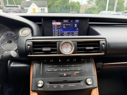 Used 2015 Lexus RC 350 AWD w/ Navigation System Package image 34
