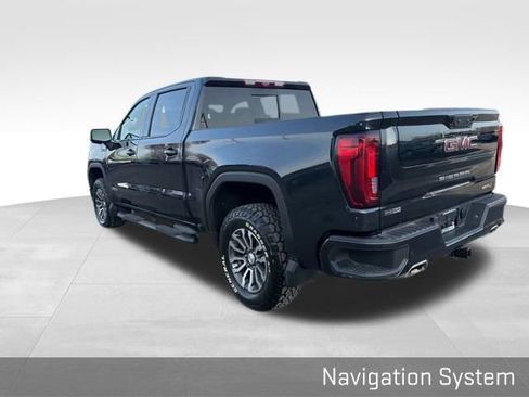 Used 2023 GMC Sierra 1500 AT4 w/ Technology Package image 10