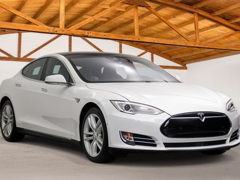 Used 2016 Tesla Model S 90D AWD/4WD image 7
