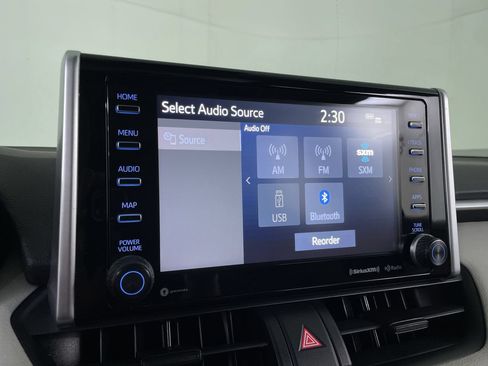 Used 2021 Toyota RAV4 XLE w/ Convenience Package AWD/4WD image 14
