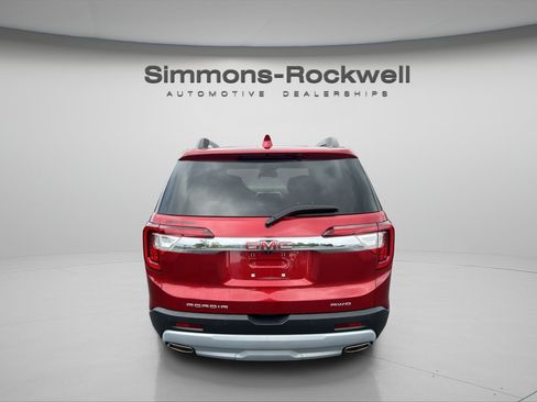 Used 2022 GMC Acadia SLT AWD/4WD image 3