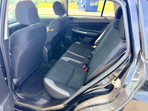 Used 2017 Subaru Crosstrek 2.0i Premium AWD/4WD image 10