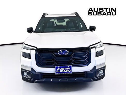 Used 2026 Subaru Outback Premium AWD/4WD image 3