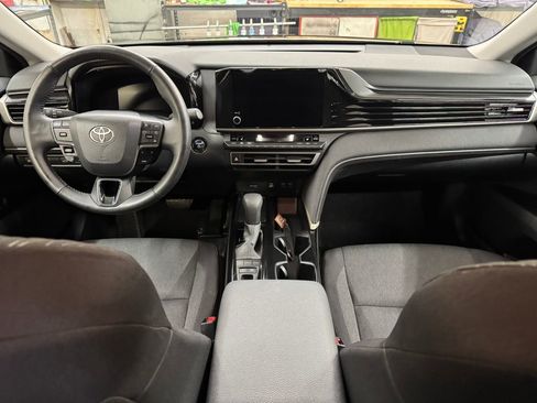 Used 2025 Toyota Camry LE w/ Convenience Package AWD/4WD image 17