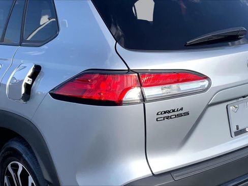 Used 2024 Toyota Corolla Cross AWD Hybrid image 28
