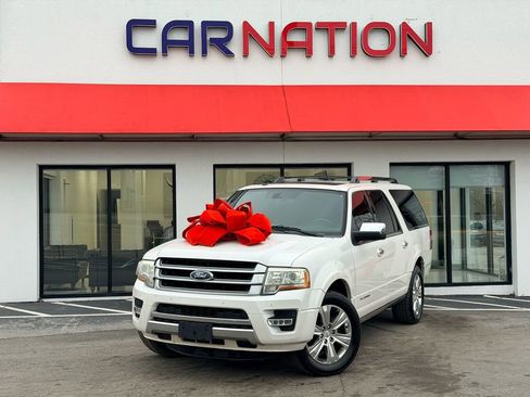 Used 2015 Ford Expedition EL Platinum image 2