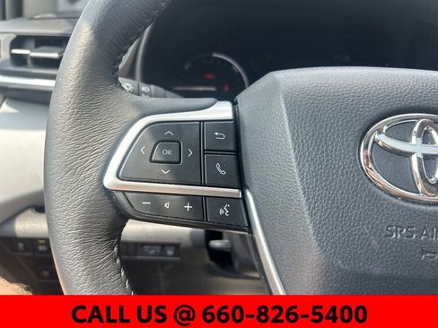 Certified 2026 Toyota Sienna XLE AWD/4WD image 17