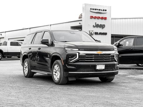 Certified 2025 Chevrolet Tahoe LT RWD image 3