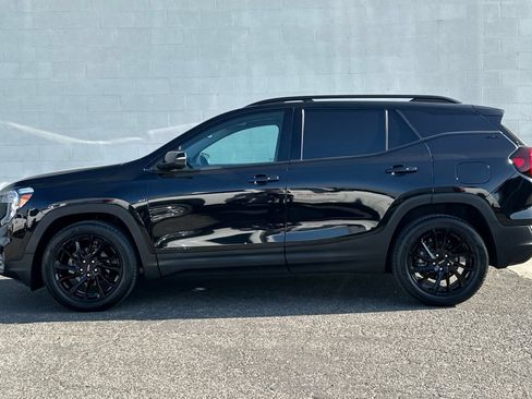 Certified 2023 GMC Terrain SLT w/ Elevation Edition FWD image 7