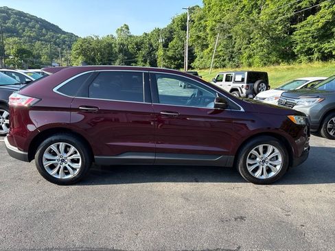 Used 2022 Ford Edge Titanium AWD/4WD image 6