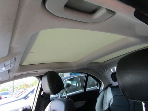 Used 2016 Mercedes-Benz C 300 4MATIC Sedan image 12