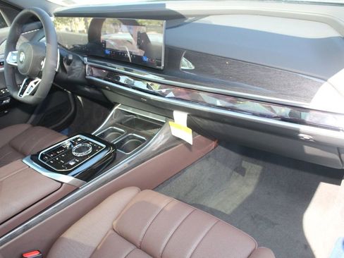 New 2026 BMW 760i xDrive AWD/4WD image 25