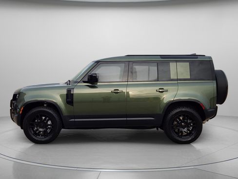 New 2026 Land Rover Defender 110 S AWD/4WD image 2