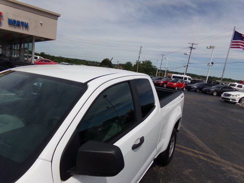 Used 2017 Chevrolet Colorado W/T w/ WT Convenience Package AWD/4WD image 30