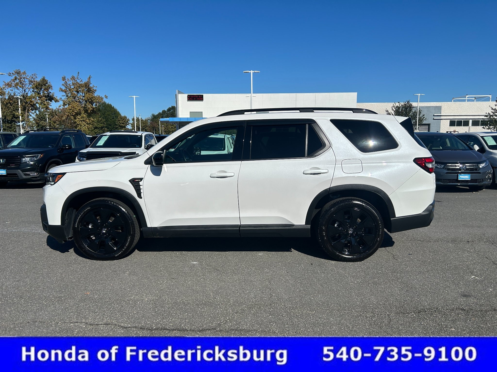 Certified 2026 Honda Pilot Black Edition image 3