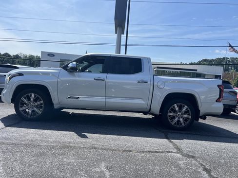 Used 2024 Toyota Tundra Capstone AWD/4WD image 2
