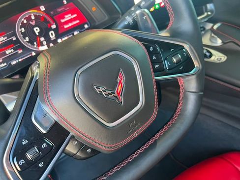 Used 2021 Chevrolet Corvette Stingray Premium Conv w/ Z51 Performance Package RWD image 30