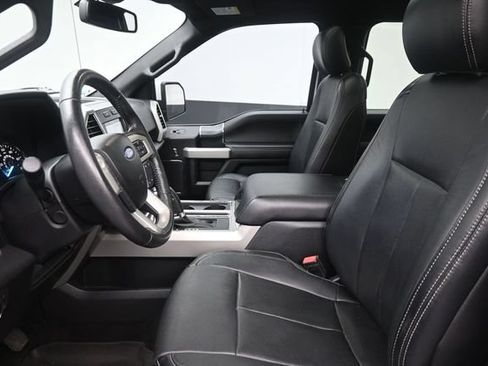 Used 2018 Ford F150 Lariat w/ Equipment Group 502A Luxury AWD/4WD image 17