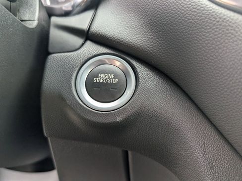 Used 2023 Chevrolet Equinox LT w/ LPO, Floor Liner Package image 15