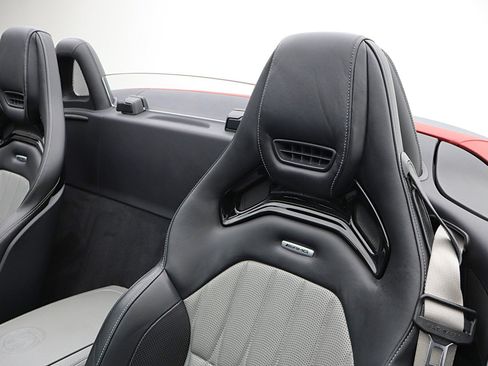 Used 2020 Mercedes-Benz AMG GT C image 32
