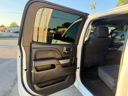 Used 2018 Chevrolet Silverado 1500 LT w/ All Star Edition AWD/4WD image 13