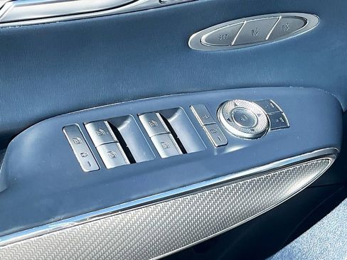 Used 2025 Genesis GV70 3.5T Sport image 18