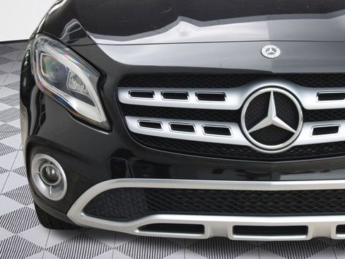 Certified 2020 Mercedes-Benz GLA 250 image 11