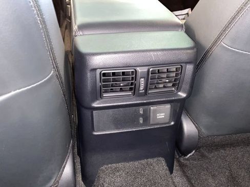 Certified 2025 Toyota 4Runner Limited AWD/4WD image 31