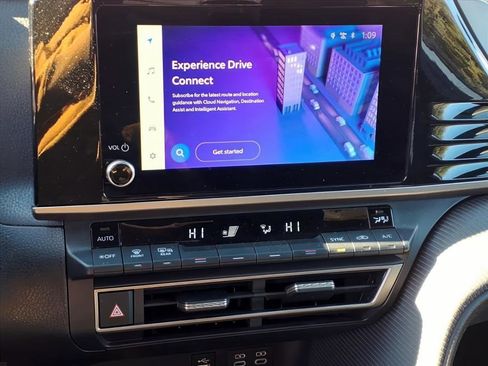 Certified 2025 Toyota Camry SE image 14