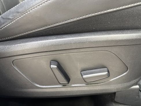 Certified 2022 Kia Sorento SX image 36