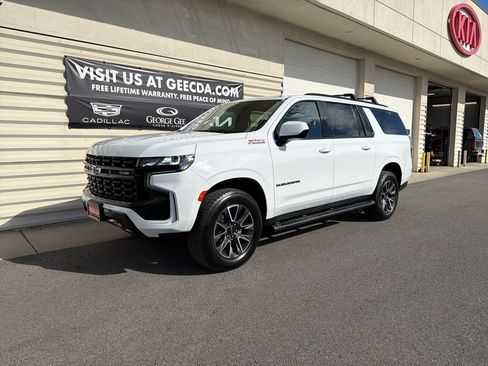 Used 2024 Chevrolet Suburban Z71 AWD/4WD image 1