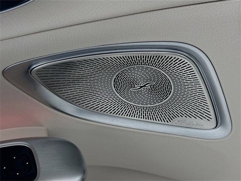 Certified 2025 Mercedes-Benz C 300 Sedan image 19