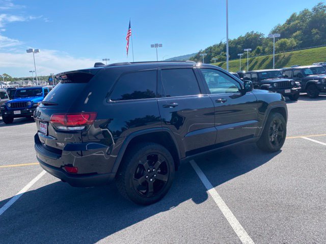 Used 2021 Jeep Grand Cherokee Freedom Edition AWD/4WD image 5