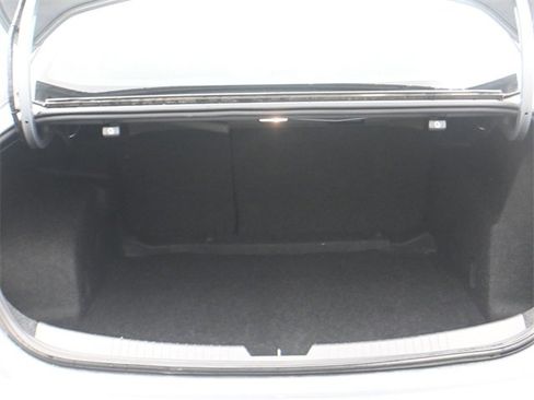 Used 2024 Chevrolet Malibu LT image 23