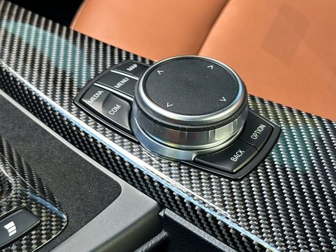 Used 2018 BMW M3 Base image 25