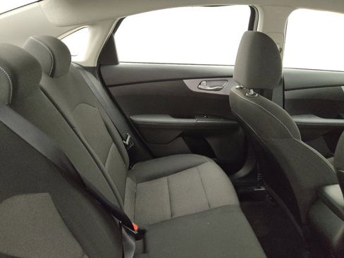 Used 2024 Kia Forte LXS image 19