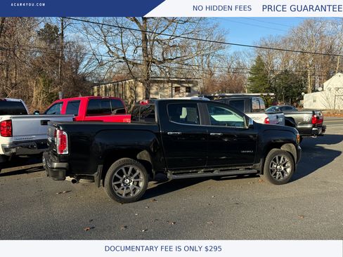 Used 2019 GMC Canyon Denali image 3