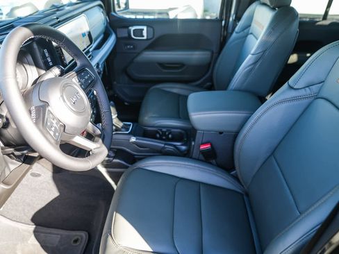 New 2026 Jeep Gladiator Mojave image 19