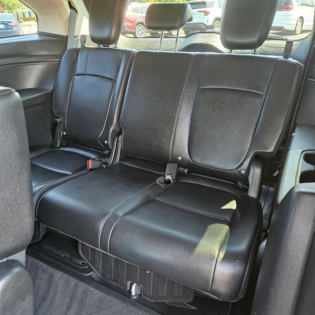 Used 2025 Honda Odyssey EX-L image 21